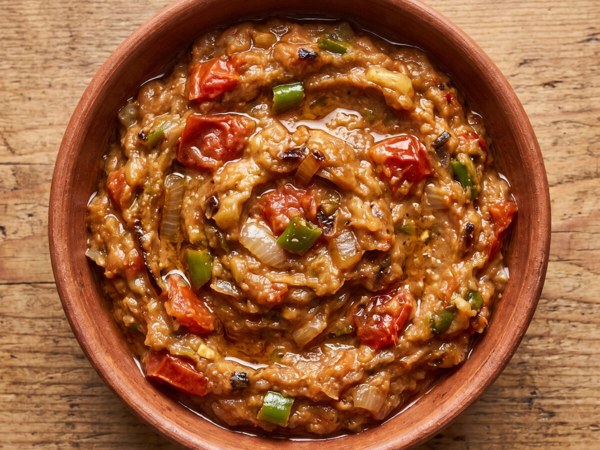 Baingan Bharta vom Holzkohlegrill