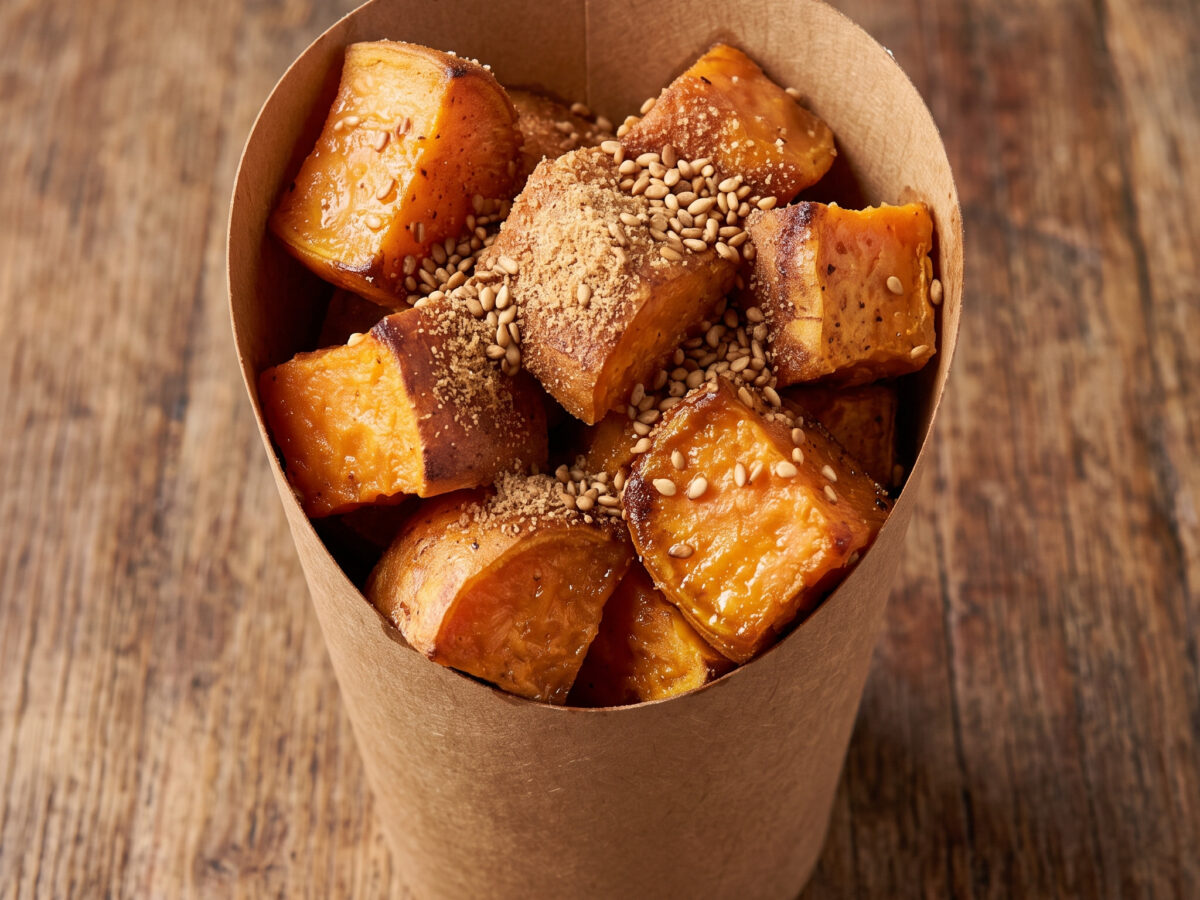 Batata Hilweh vom Holzkohlegrill