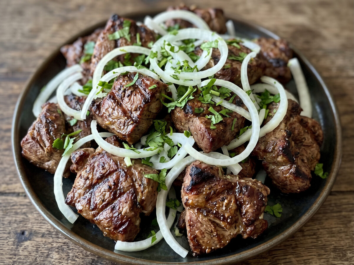 Chupon kabob: usbekische Lammstreifen vom Grill