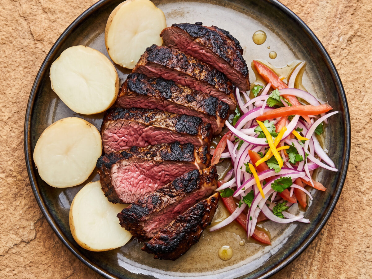 Churrasco peruano vom Holzkohlegrill