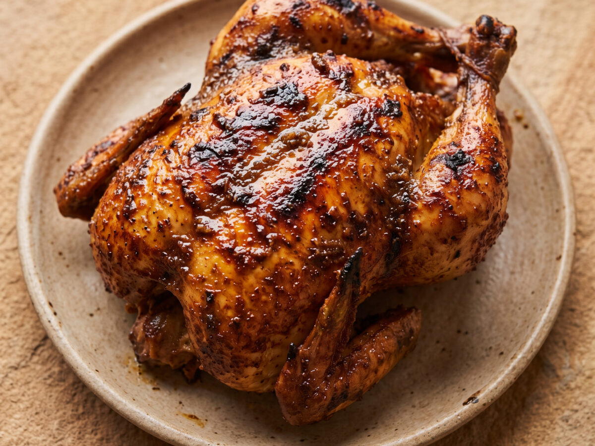 Ganzes Hähnchen nach Klaten-Art vom Grill