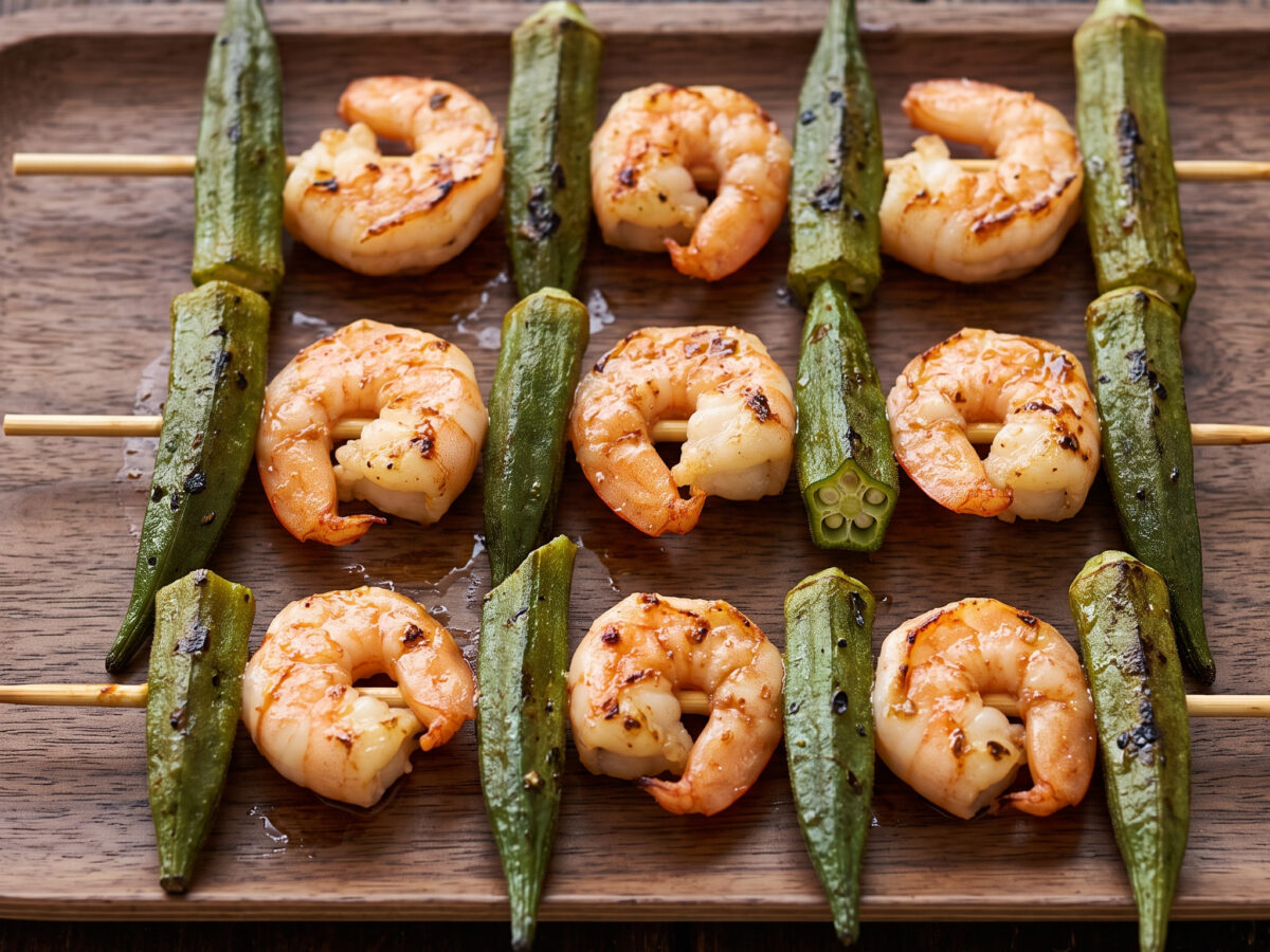 Garnelen-Okra-Kebabs vom Grill