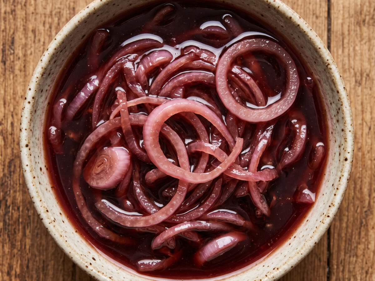 Granatapfel-Zwiebel-Marinade für Lamm-Shashlik