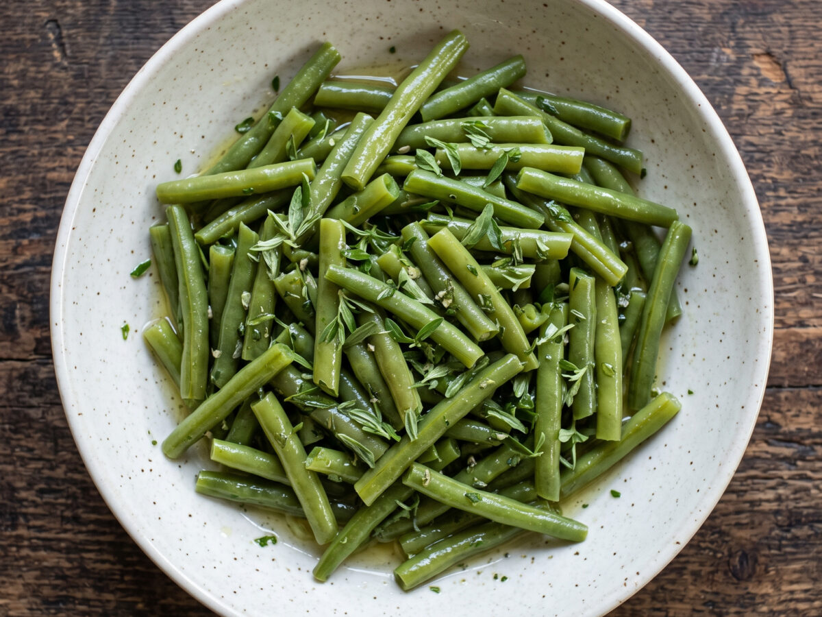 Grüner Bohnensalat mit Bohnenkraut