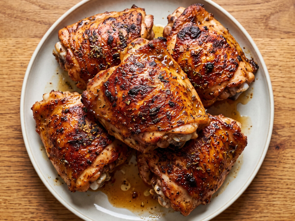 Hähnchenschenkel mit uruguayischem Adobo