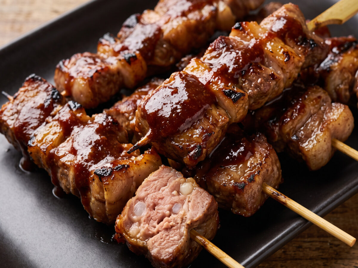 Higashimatsuyama-Yakiton vom Grill