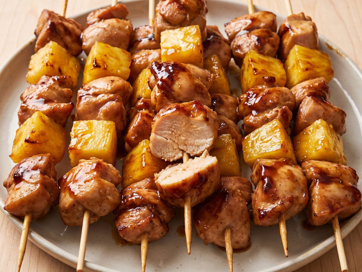 Huli-Huli-Hähnchenspieße mit Ananas
