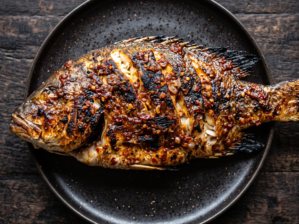 Ikan Bakar Jimbaran vom Kohlegrill