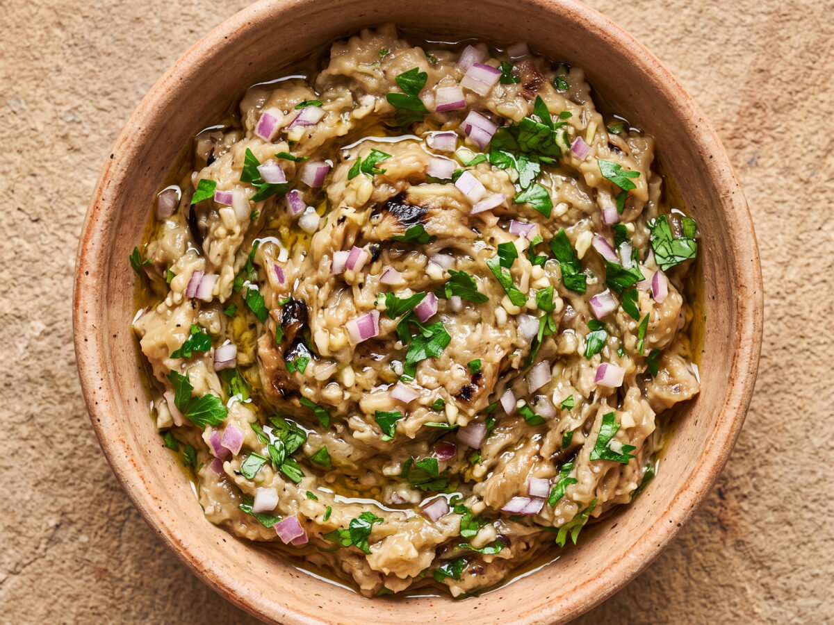 Melitzanosalata vom Holzkohlegrill