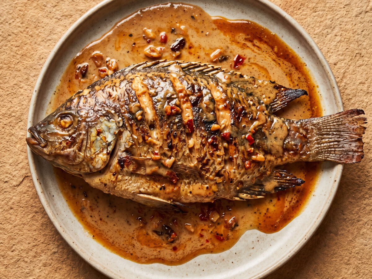 Samaki wa kupaka: Fisch mit Kokos und Tamarinde