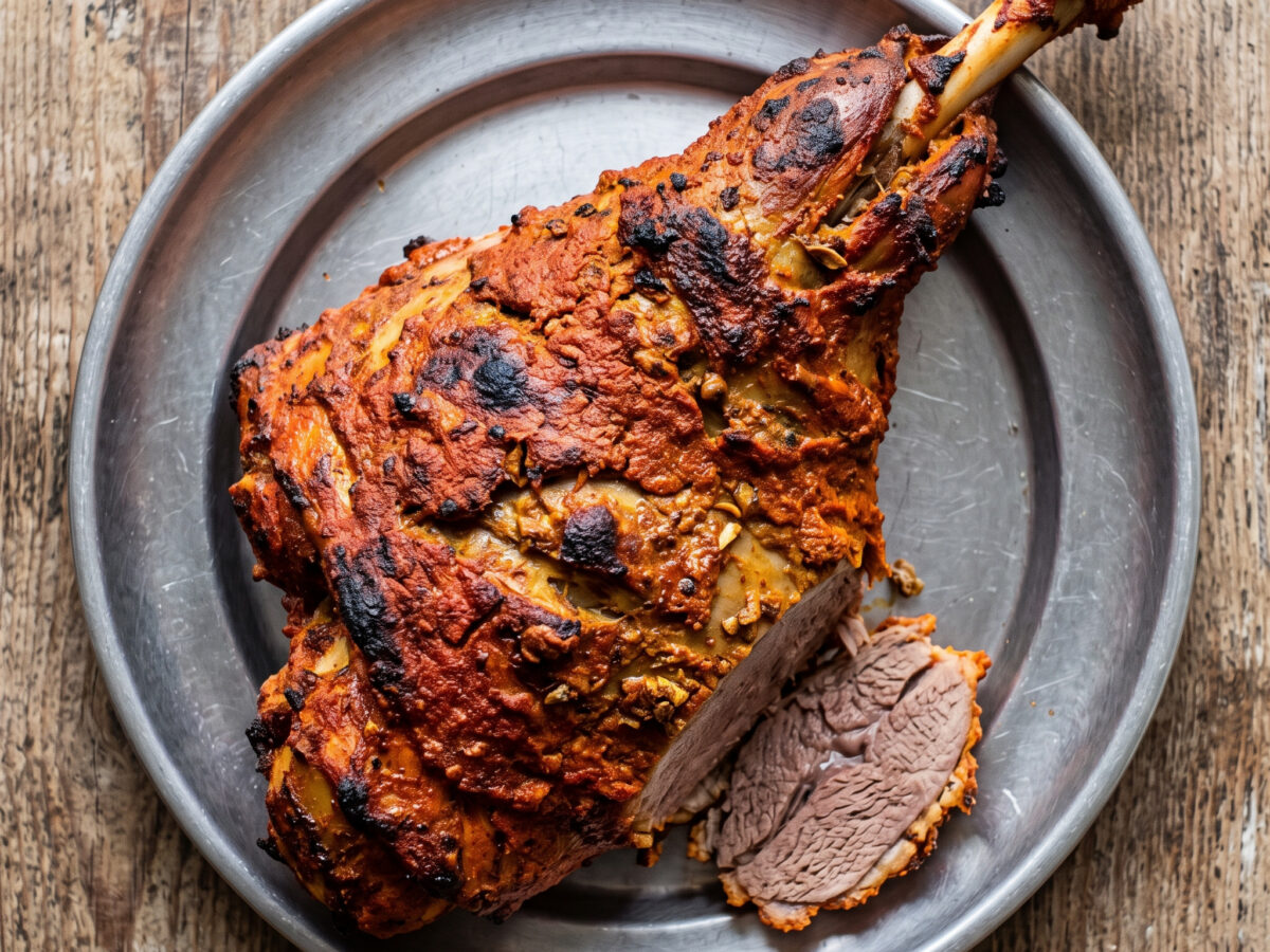 Tandoori Raan aus Lammkeule